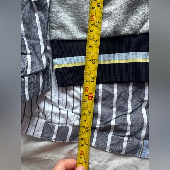 BCBG Max Azria Layered Sweatshirt Stripe Shirt Hem Pullover Gray XS Sport - Picture 5 of 8